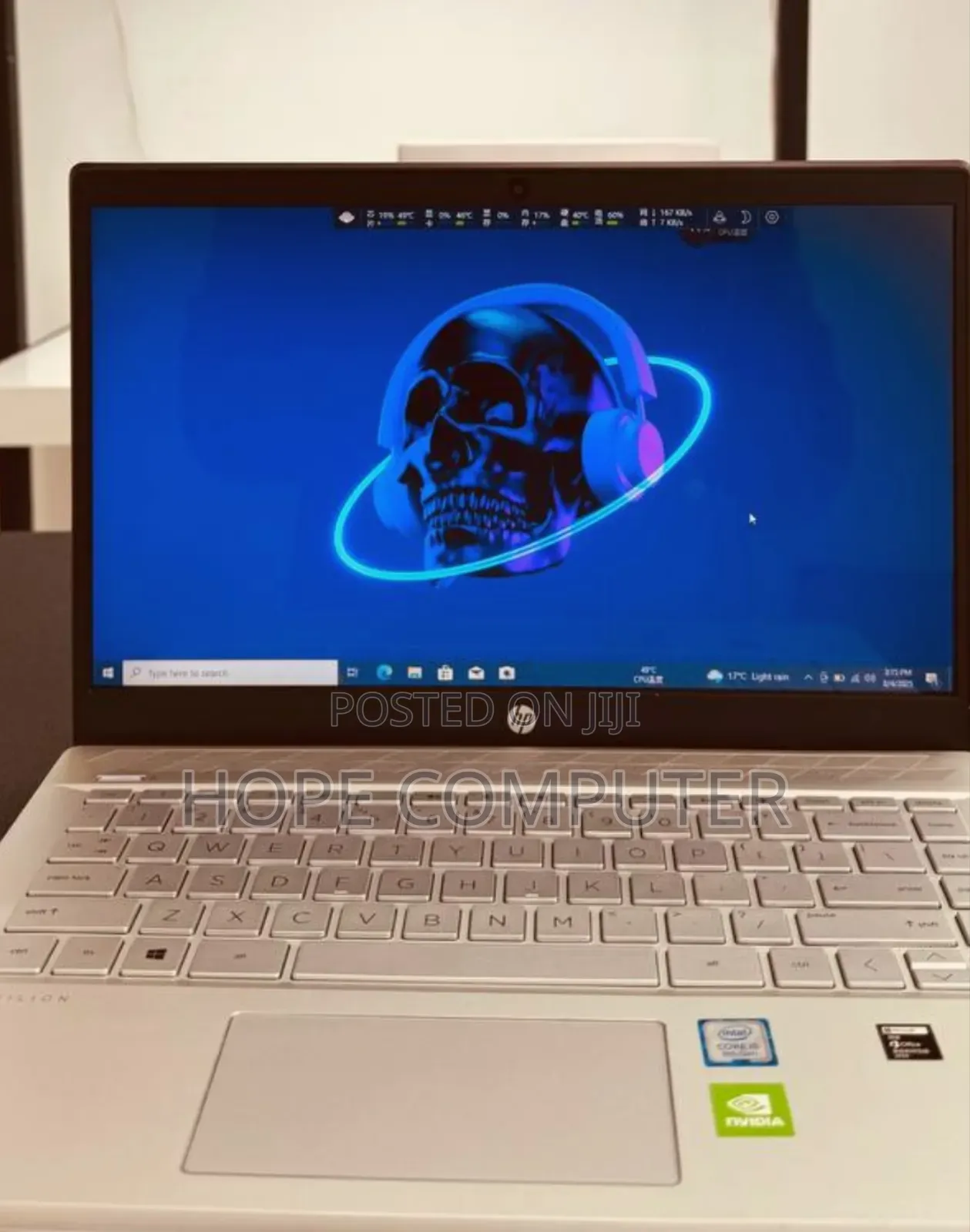 New Laptop HP Pavilion 15 8GB Intel Core i5 SSD 256GB