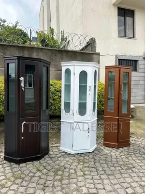 ኮርነር ብፌ በተለያዩ ቀለም አማራጮች