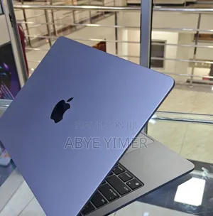 New Laptop Apple MacBook Air 2022 M2 8GB Intel Core M SSD 512GB