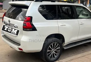 Toyota Land Cruiser Prado 2018 White