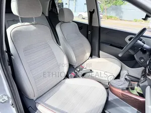 Hyundai I10 2021 Silver