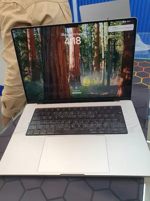 New Laptop Apple MacBook Pro 2021 M1 32GB Apple M1 SSD 512GB