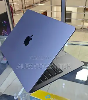 New Laptop Apple MacBook Air 2023 M2 8GB Apple M2 SSD 512GB