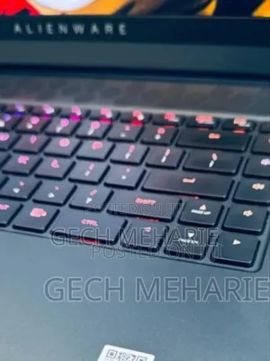 New Laptop Dell Alienware X17 R2 16GB Intel Core i7 SSD 1T