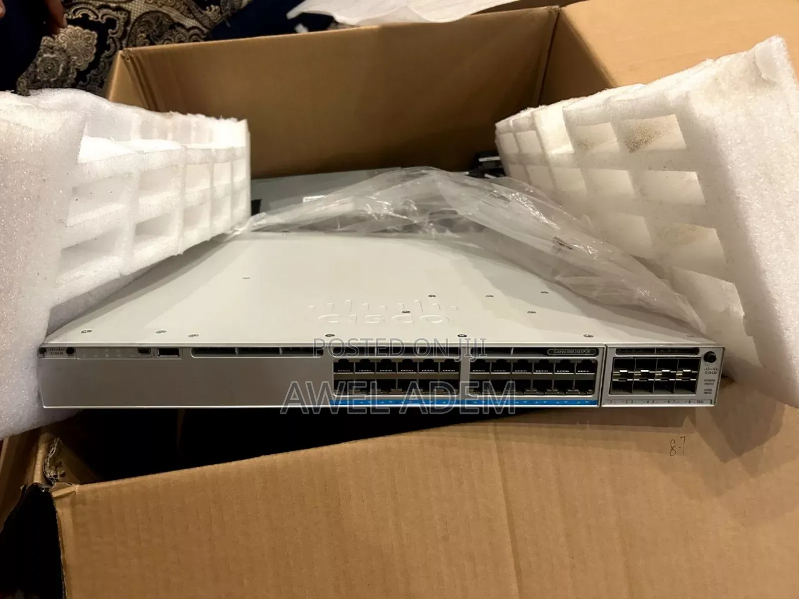 Cisco C9300-24ux-a Catalyst 9300 24-Port Mgig Upoe Network Switch