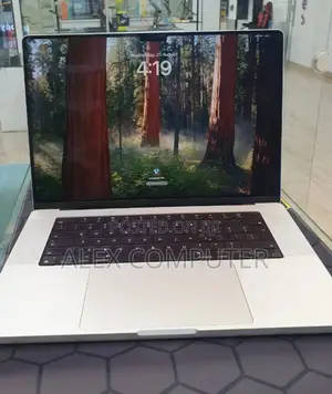 New Laptop Apple MacBook Pro M1 32GB Apple M1 Pro SSD 512GB