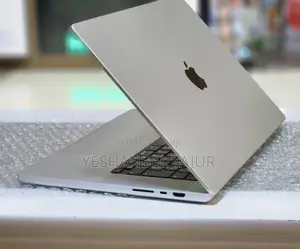 New Laptop Apple MacBook Pro M1 32GB Apple M1 Pro SSD 512GB