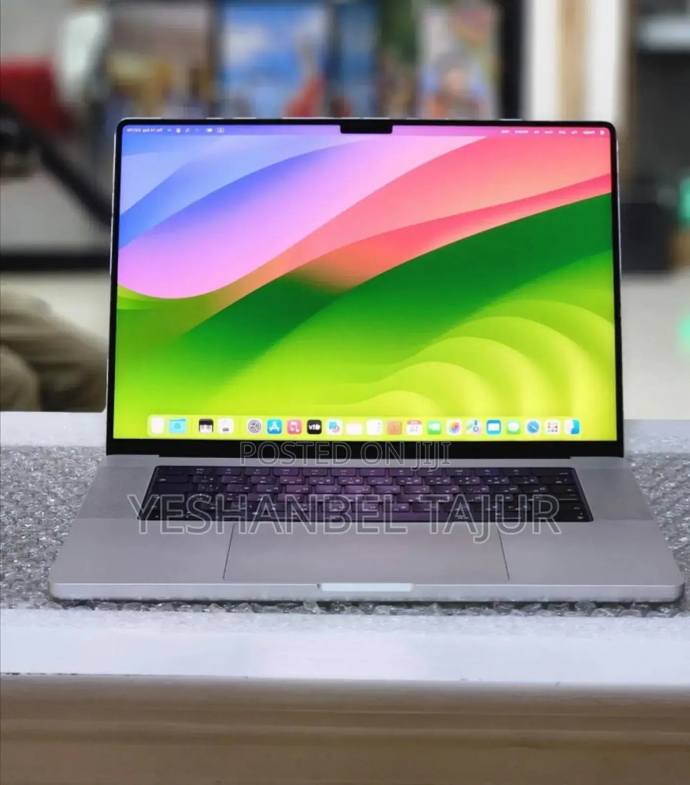 New Laptop Apple MacBook Pro M1 32GB Apple M1 Pro SSD 512GB