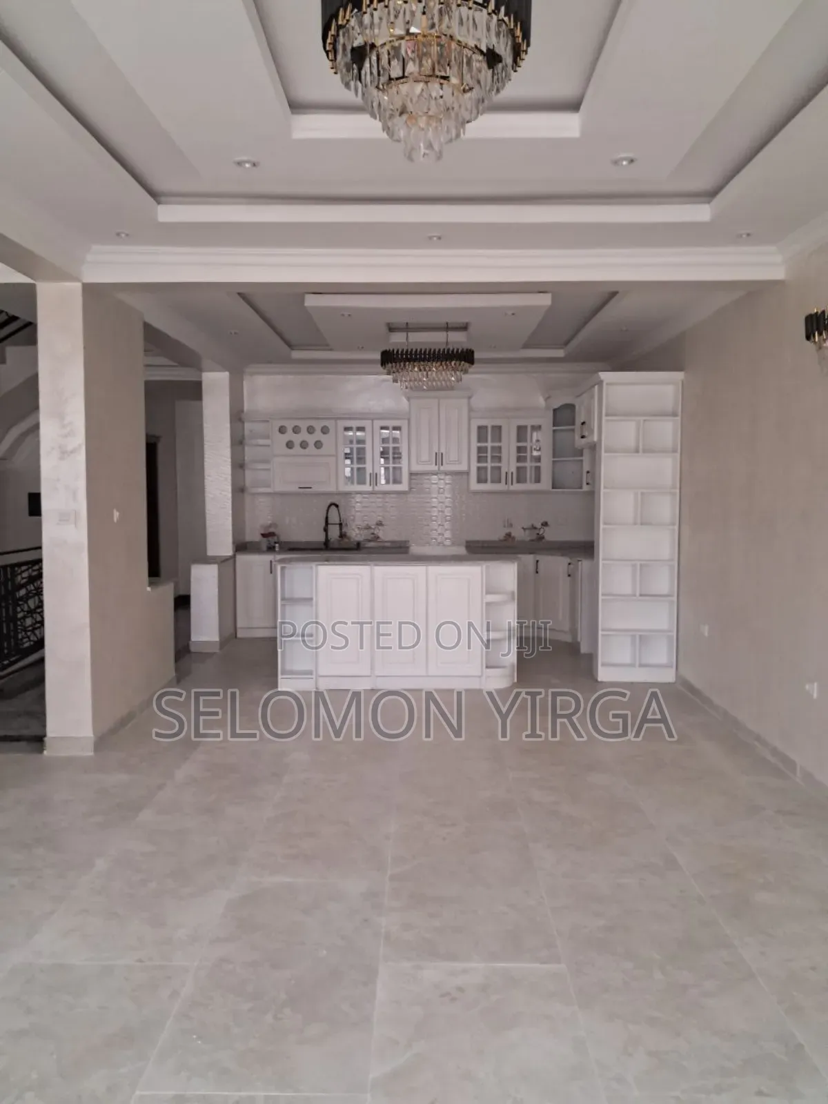 8bdrm Farm House in Adis Ababa, Bole for sale