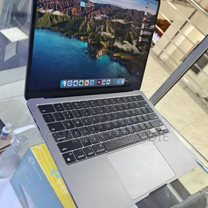 New Laptop Apple MacBook Air 2022 M2 8GB Apple M2 SSD 512GB