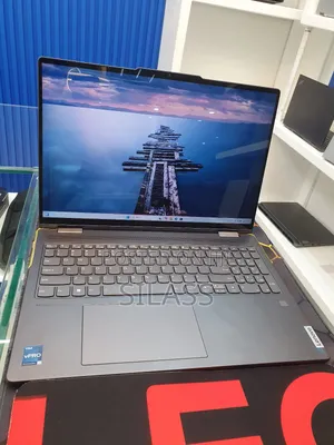 New Laptop Lenovo Yoga 7i 16GB Intel Core I7 SSD 1T