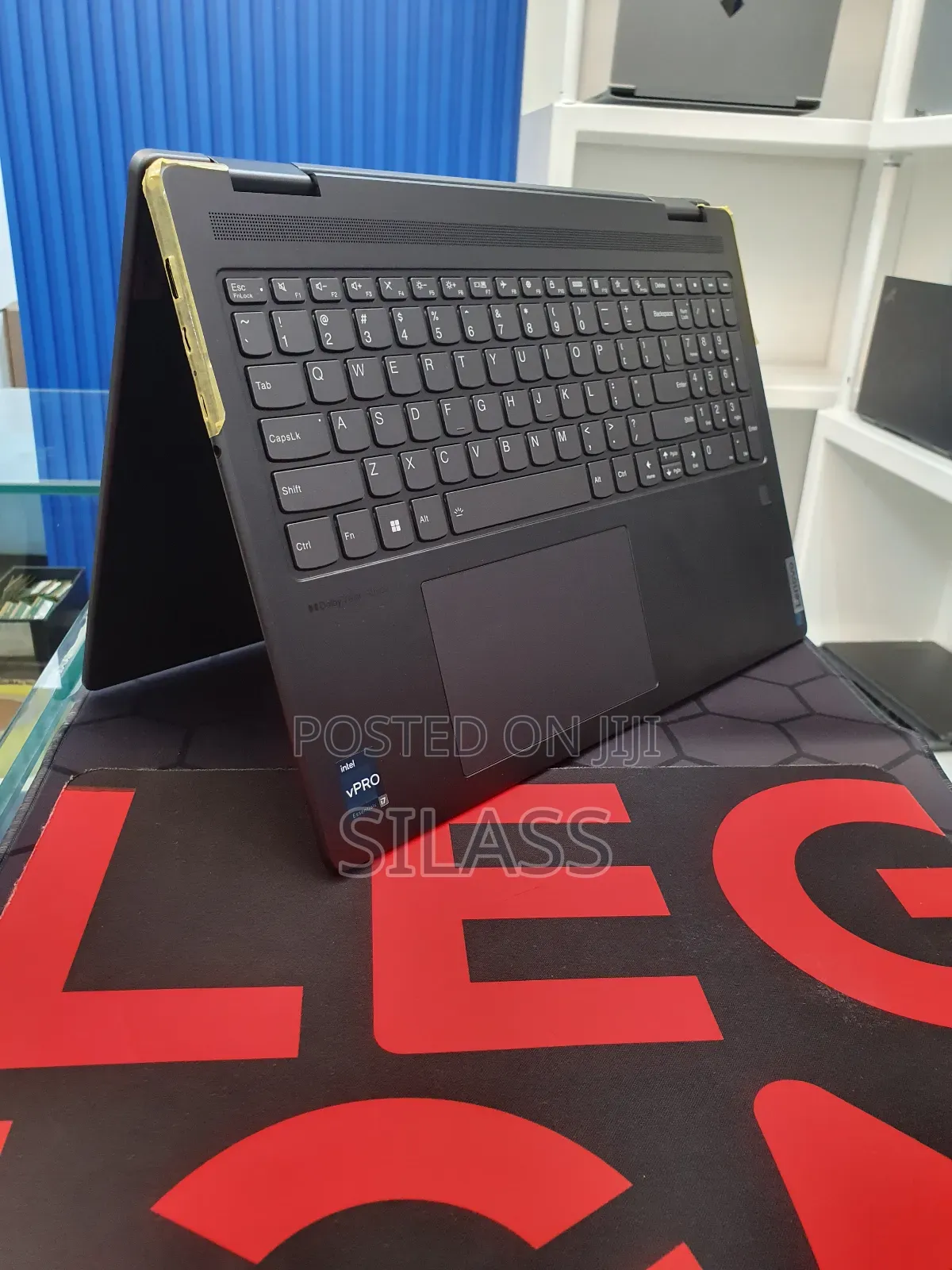 New Laptop Lenovo Yoga 7i 16GB Intel Core I7 SSD 1T
