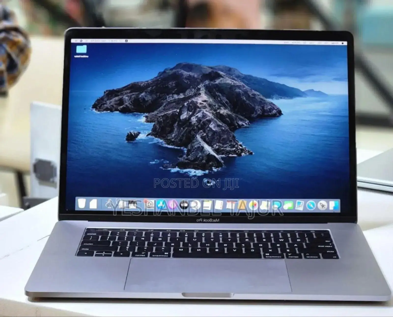 New Laptop Apple MacBook Pro 2019 32GB Intel Core I9 SSD 1T