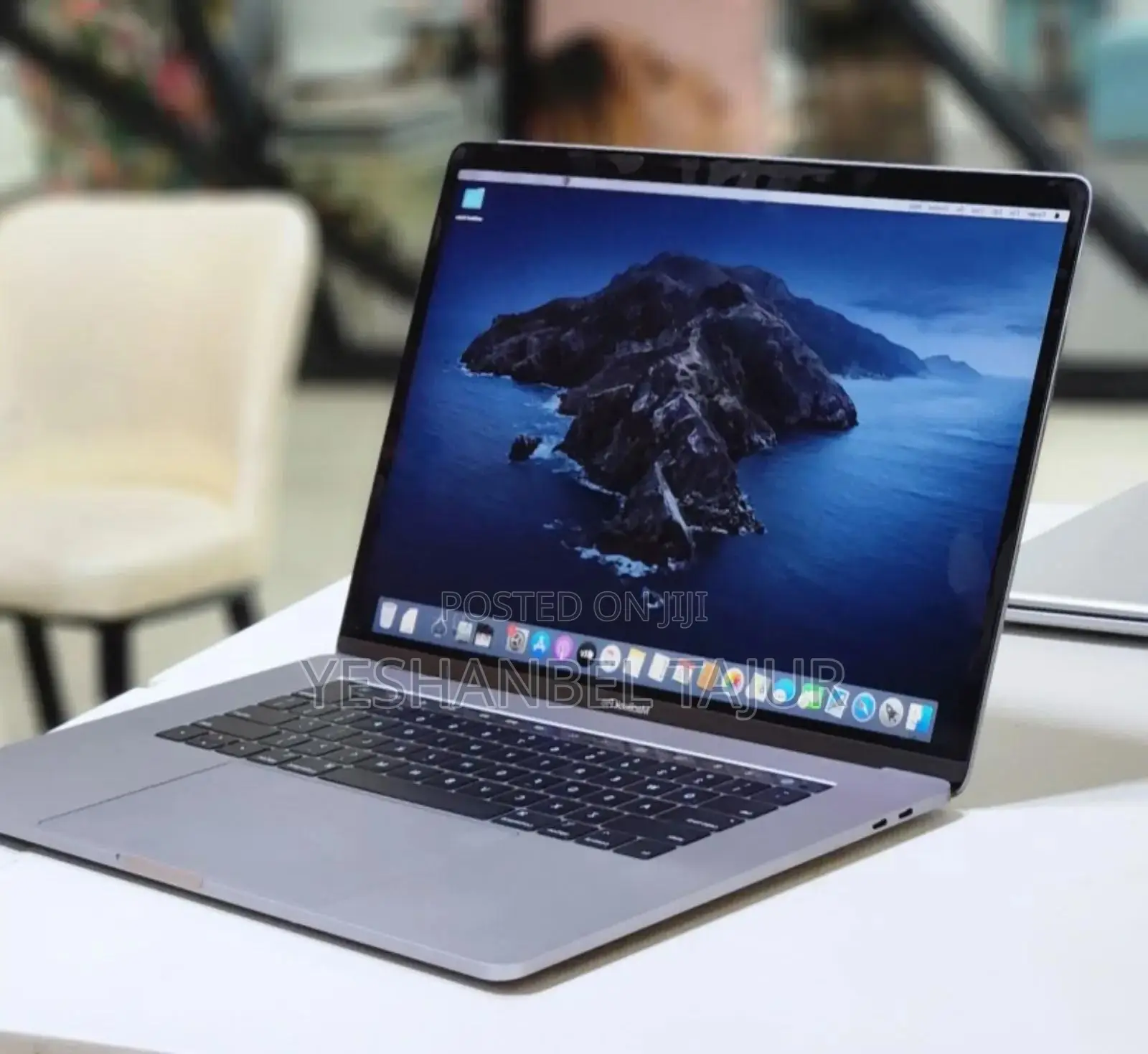 New Laptop Apple MacBook Pro 2019 32GB Intel Core I9 SSD 1T