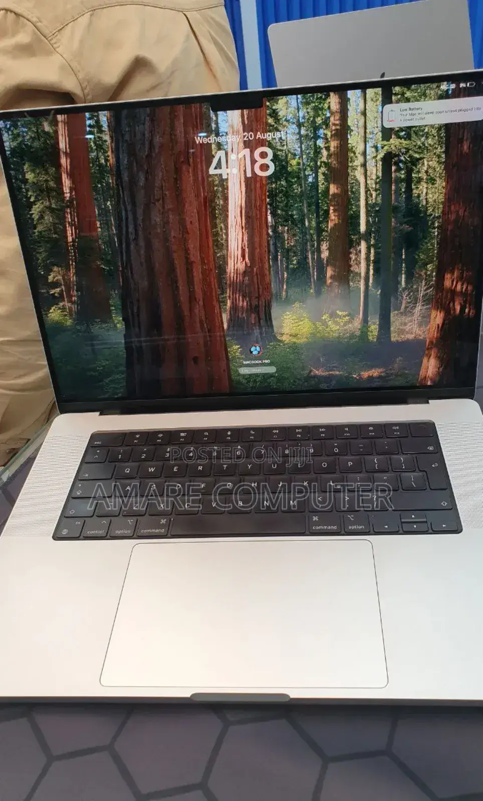 New Laptop Apple MacBook Pro M1 32GB Apple M1 Pro SSD 512GB