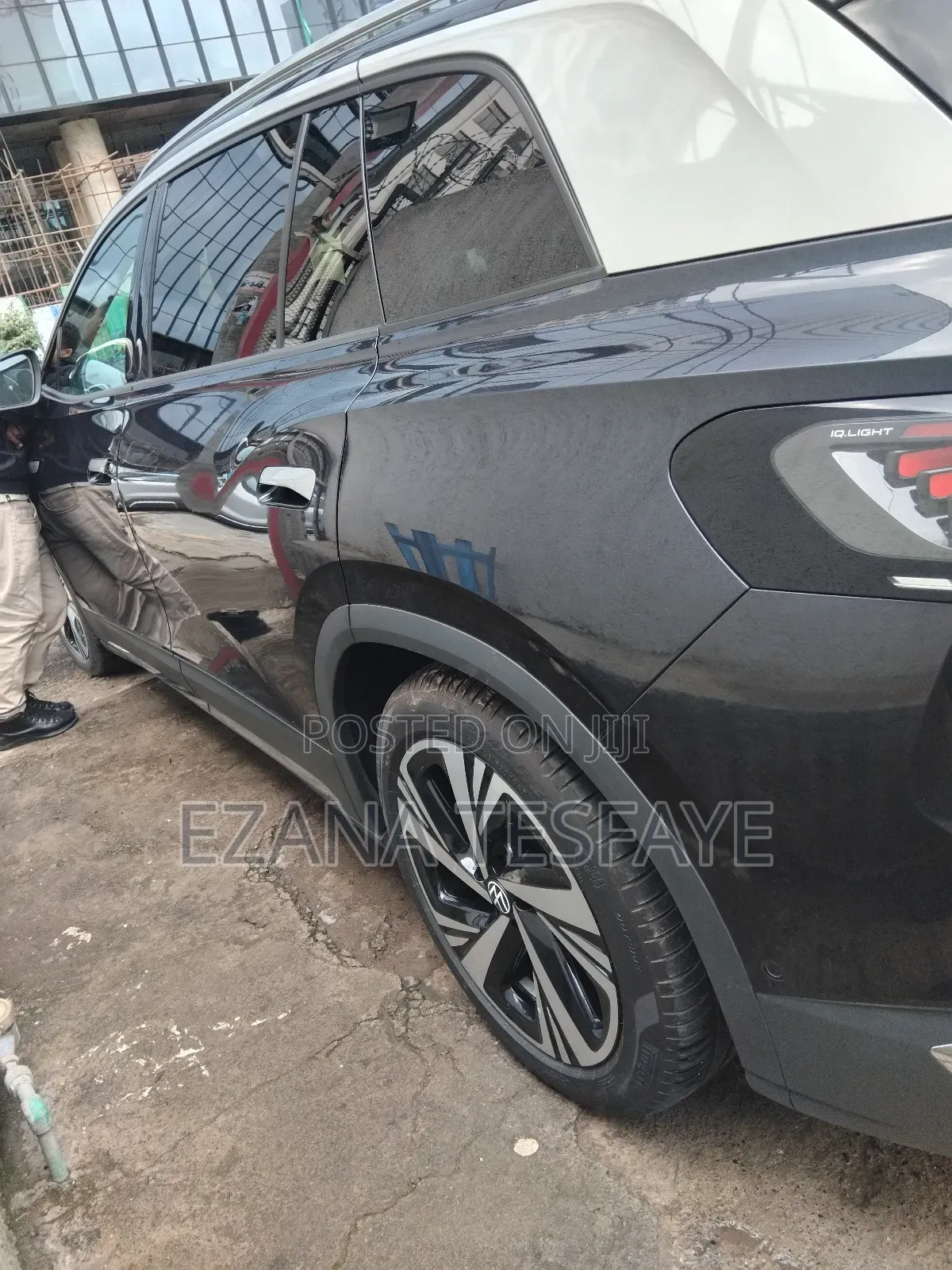 New Volkswagen ID.6 2023 Blue