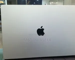 New Laptop Apple MacBook Pro M1 32GB Apple M1 Pro SSD 512GB