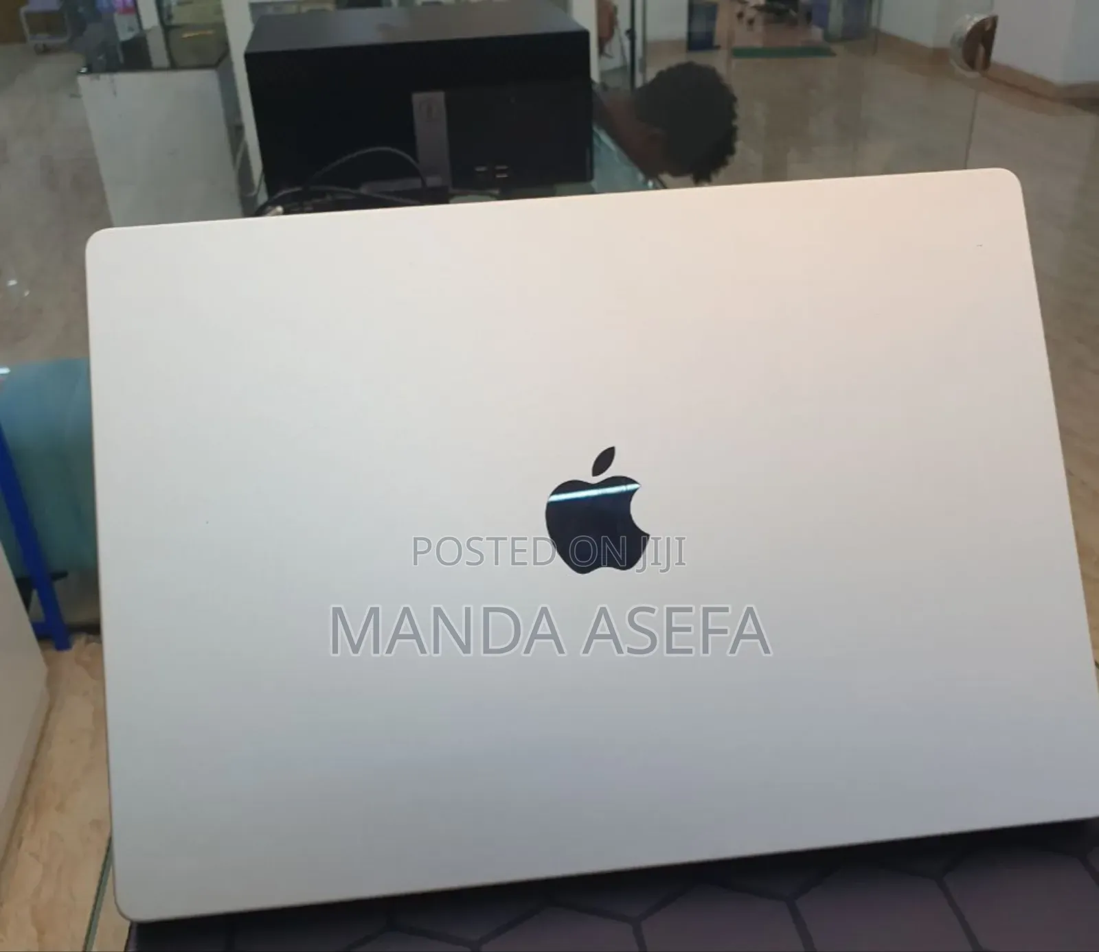 New Laptop Apple MacBook Pro M1 32GB Apple M1 Pro SSD 512GB