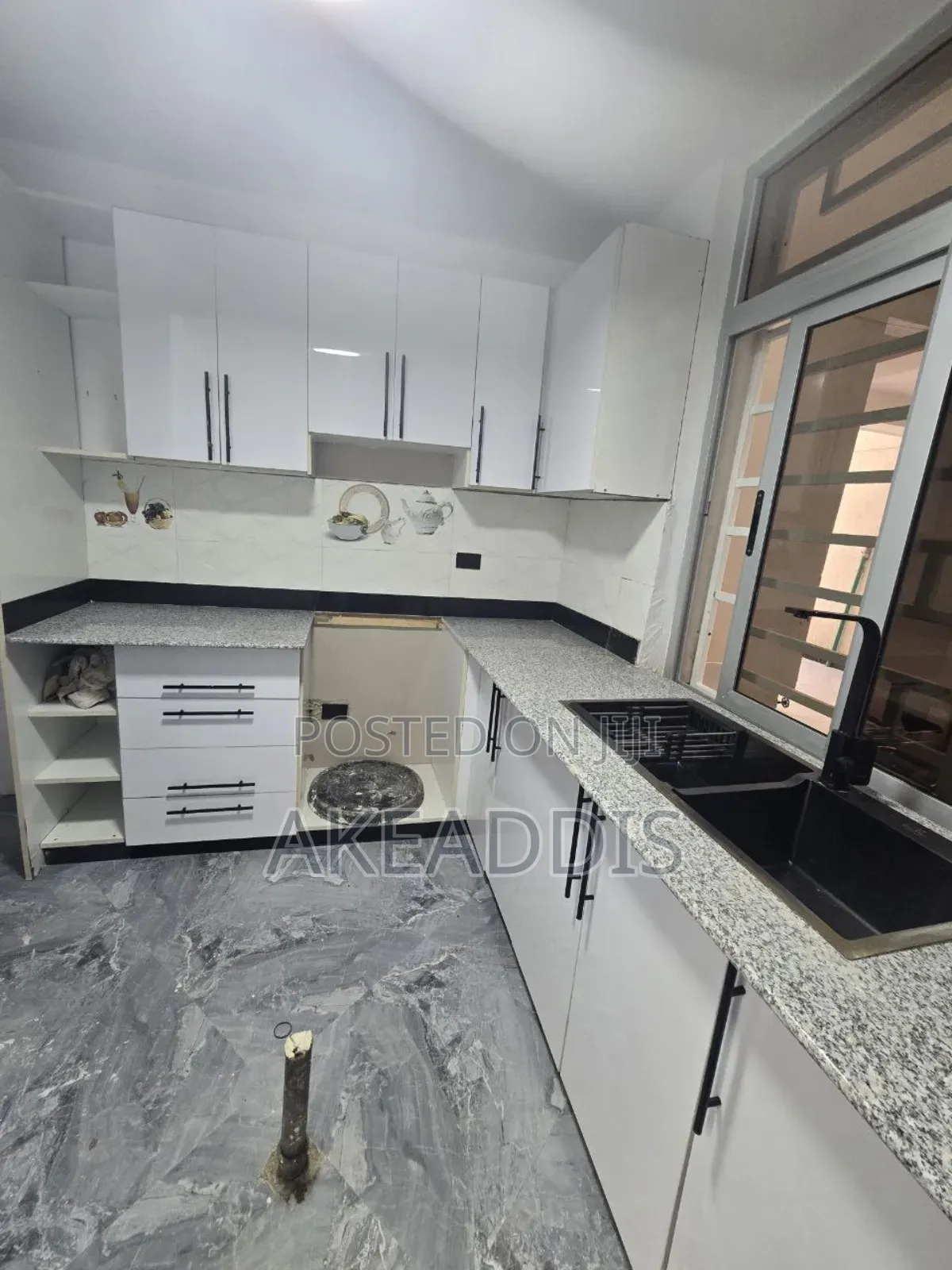 Furnished 3bdrm Apartment in ቦሌ አያት ሆሴ, Bole for sale