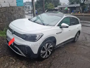 Photo - Volkswagen ID.6 2022 White