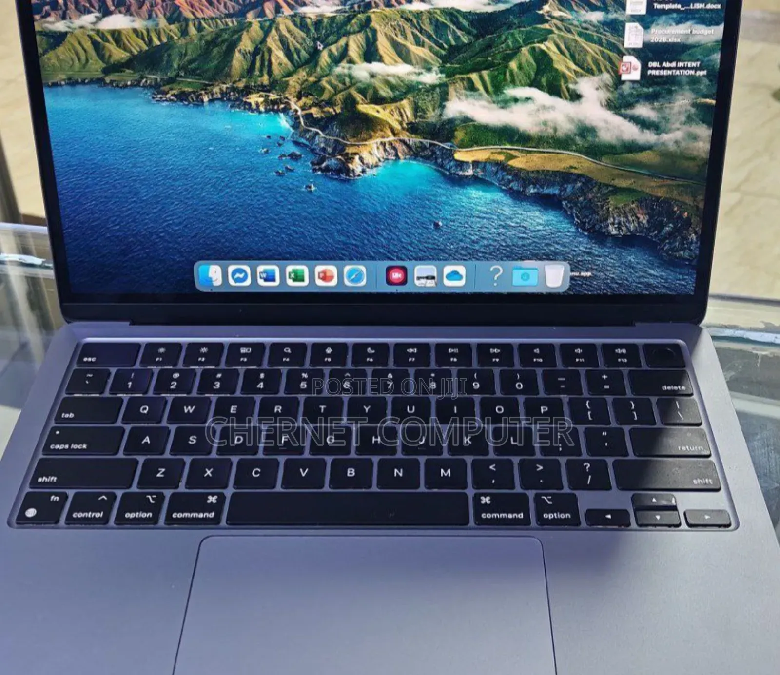 New Laptop Apple MacBook Air 8GB SSD 512GB