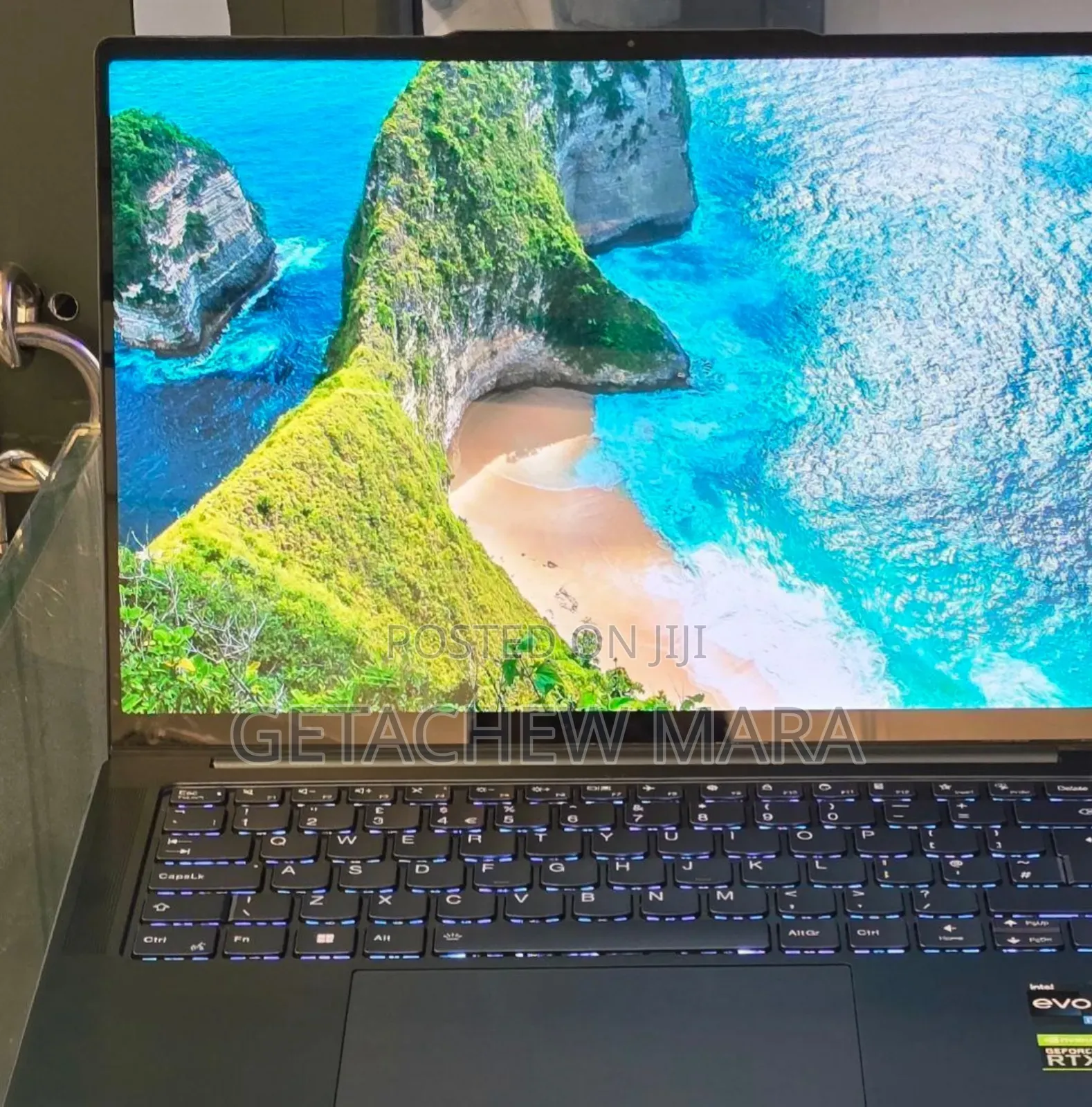 New Laptop Lenovo ThinkPad Yoga 8GB Intel Core I7 SSD 1T