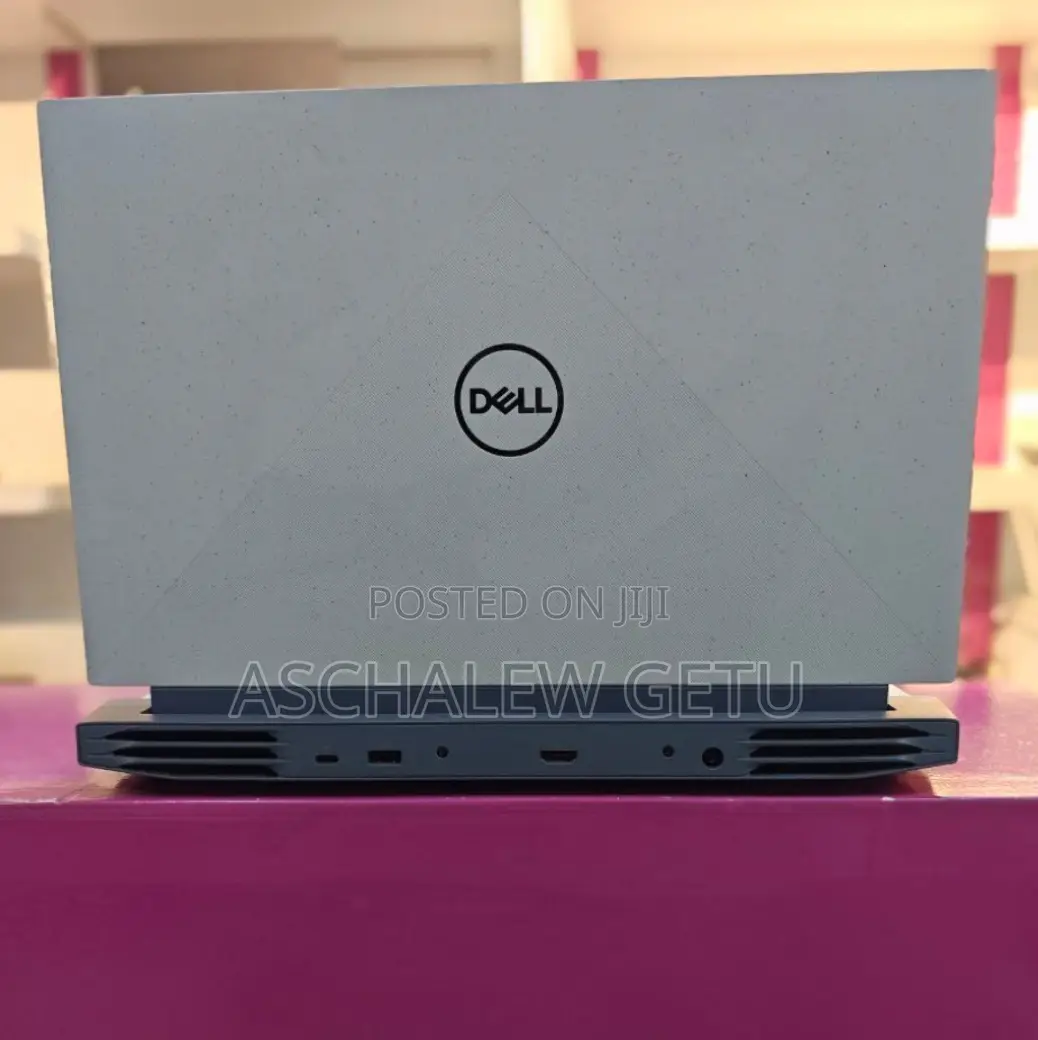 New Laptop Dell G15 5511 16GB AMD Ryzen 7 SSD 512GB