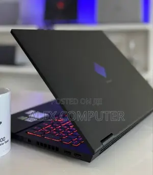 New Laptop HP Omen 15 16GB Intel Core i7 SSD 1T