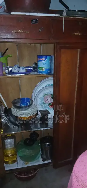 Used የ እቃ ብፌ