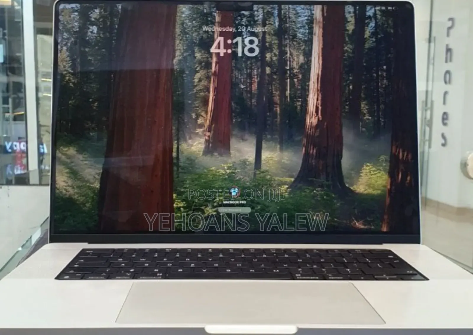 New Laptop Apple MacBook Pro M1 32GB Apple M1 Pro SSD 512GB