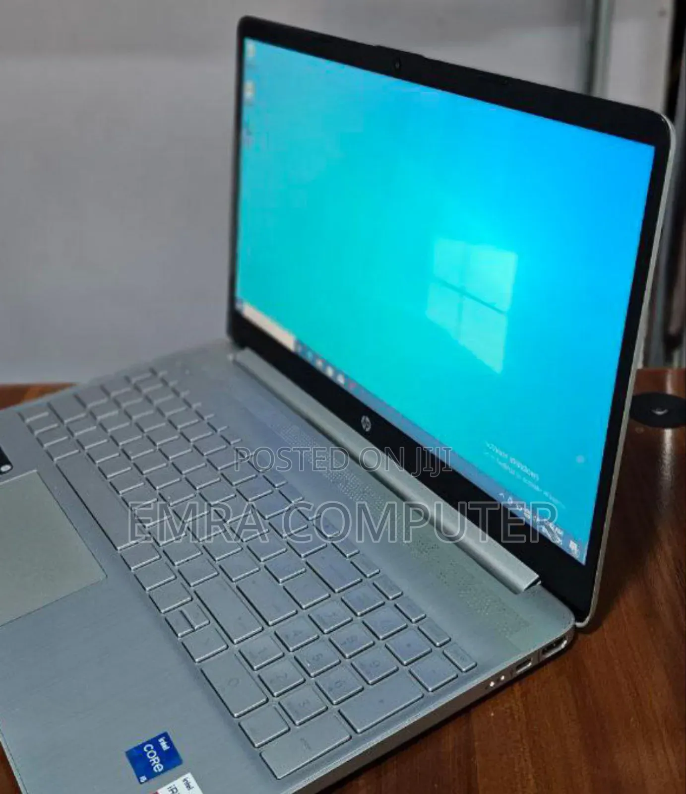 New Laptop HP 8GB Intel Core I5 SSD 256GB