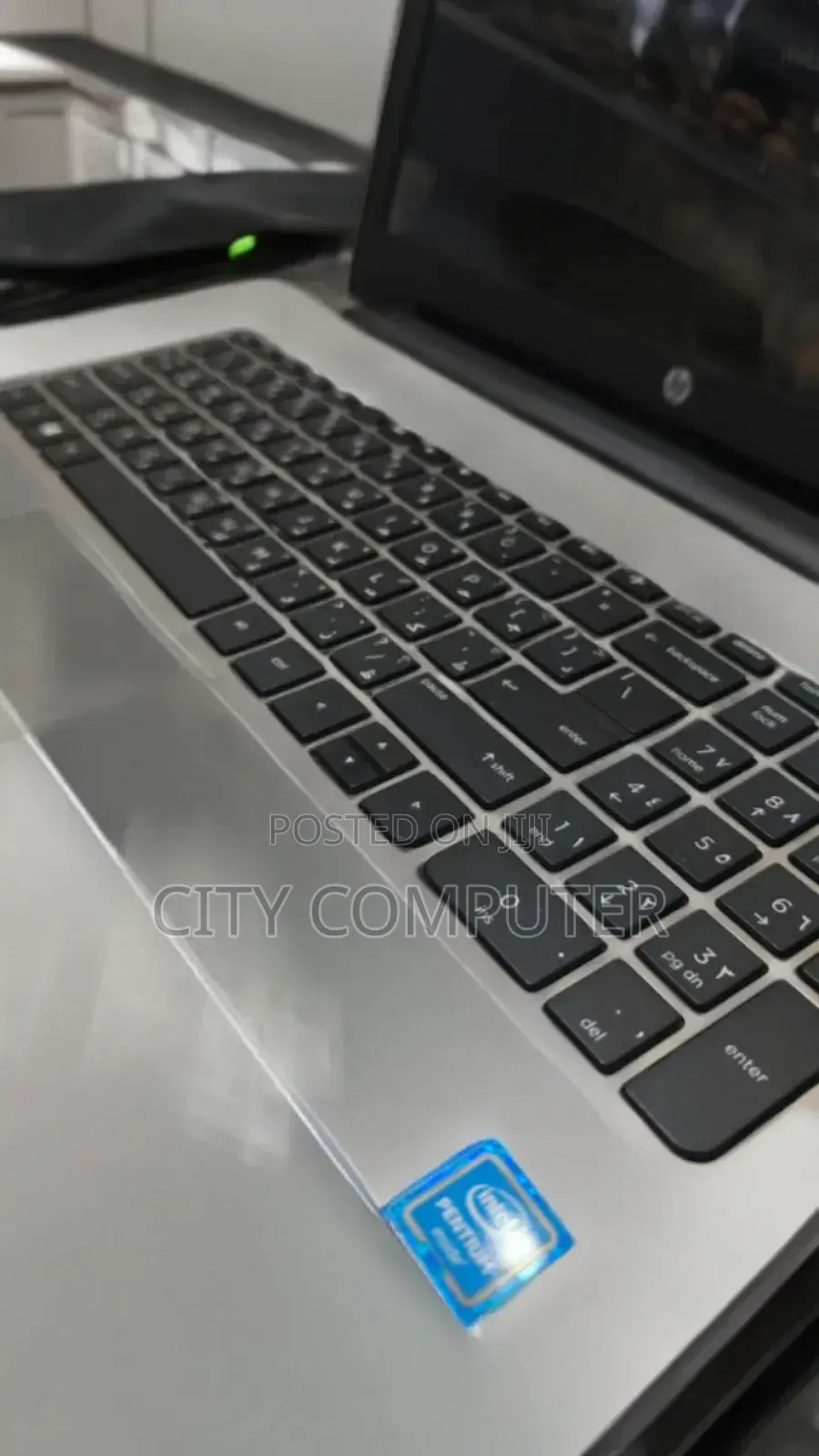 Laptop HP EliteBook 840 4GB Intel Pentium HDD 500GB