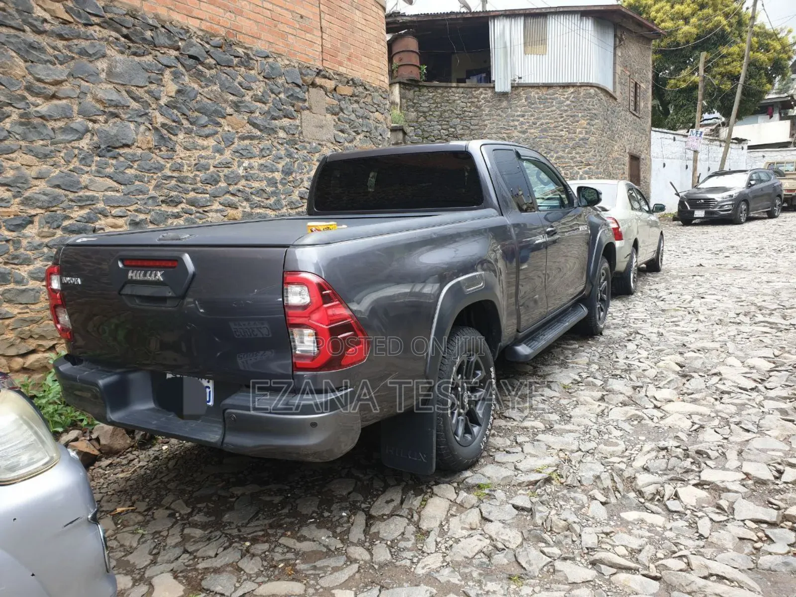 Toyota Hilux 2021 Gray