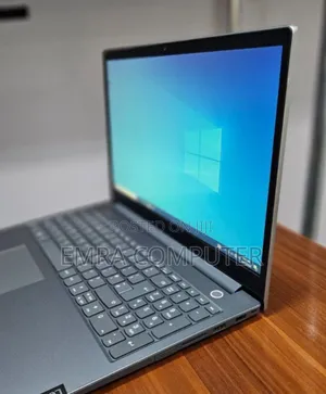 New Laptop Lenovo ThinkBook 15 8GB Intel Core I5 SSD 256GB