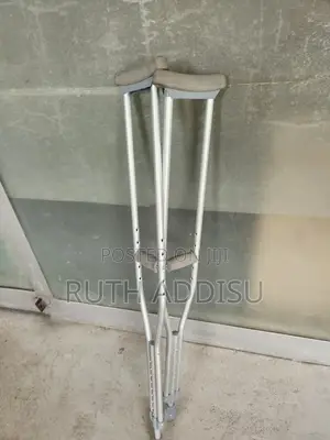 Axillary Bilateral Crutches朱明crutches鵝不axillary Bilateral Crutches