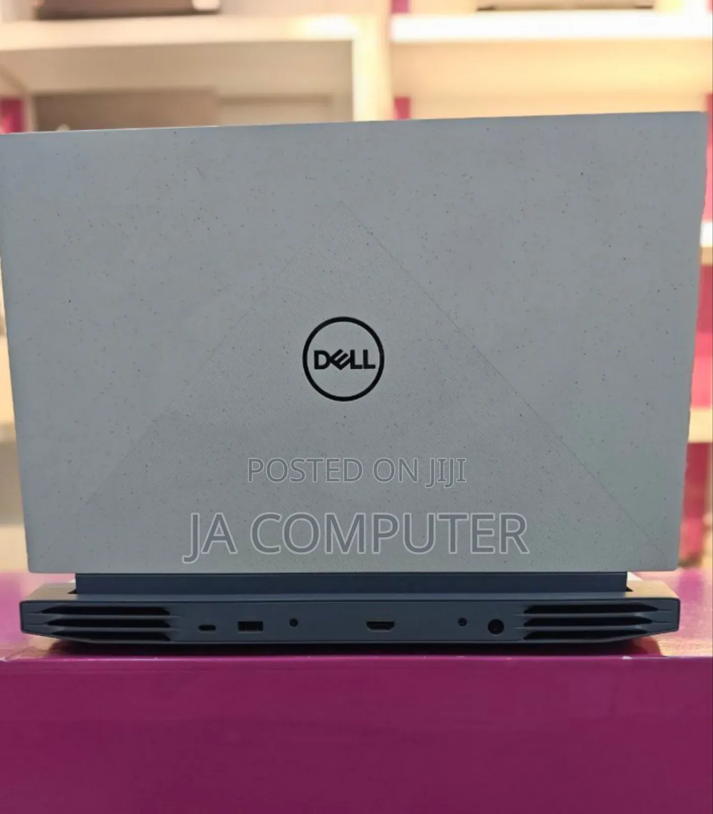 New Laptop Dell G15 5535 16GB AMD Ryzen 7 SSD 512GB