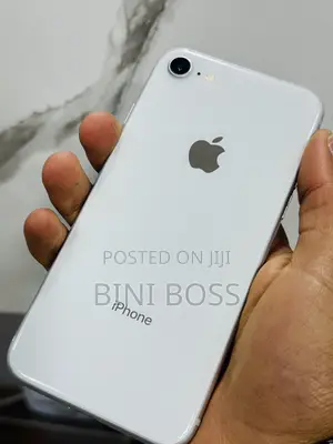 New Apple iPhone 8 64 GB White