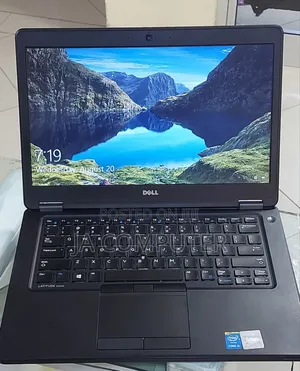 Photo - New Laptop Dell Latitude 5540 16GB Intel Core I5 SSD 256GB