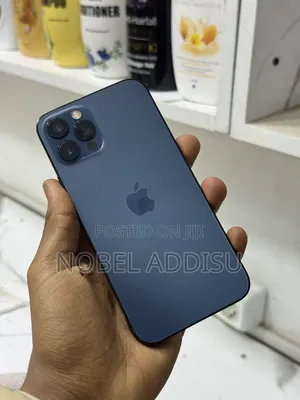 Photo - Apple iPhone 12 Pro 256 GB Blue