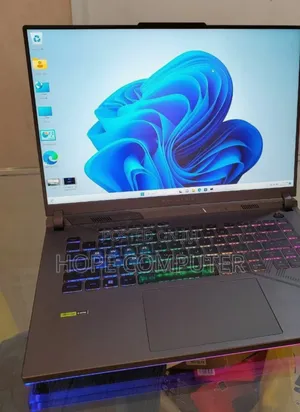 Photo - New Laptop Asus ROG Strix G16 G614 16GB Intel Core I7 SSD 1T