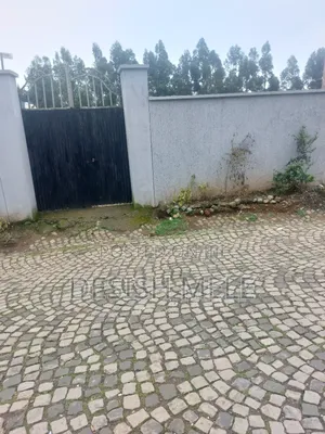 Furnished 3bdrm House in Kolfe Keranio for sale