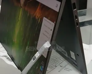 Photo - New Laptop Lenovo Yoga 7i 16GB AMD Ryzen 7 SSD 512GB