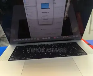 Photo - New Laptop Apple MacBook Pro M1 32GB SSD 512GB