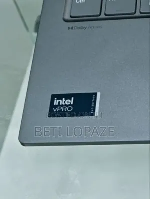 Photo - New Laptop Lenovo Yoga 7i 64GB Intel Core Ultra 7 SSD 512GB