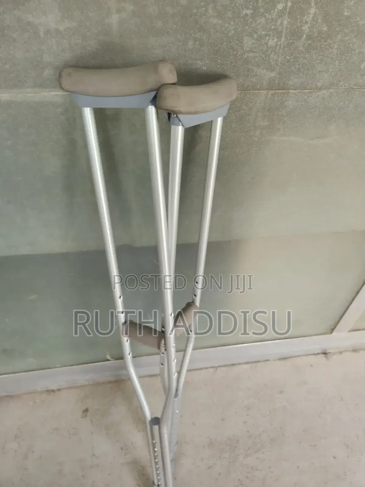 Axillary Bilateral Crutches邗夊axillary Bilateral Crutches无鴦crutches New