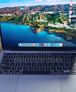 New Laptop Apple MacBook Air 2022 M2 8GB Intel Core I5 SSD 512GB