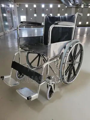 Photo - Wheelchair葱太wheelchair展፲wheel With Detachable Footrest and Armrest