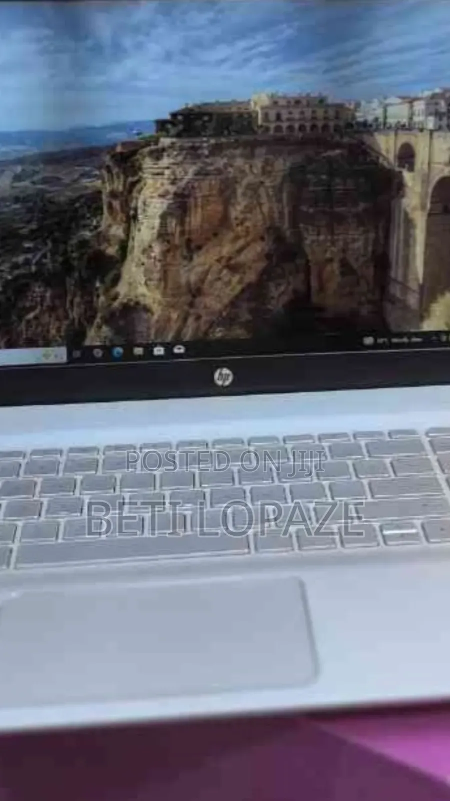 New Laptop HP Envy X360 8GB Intel Core I7 SSD 128GB