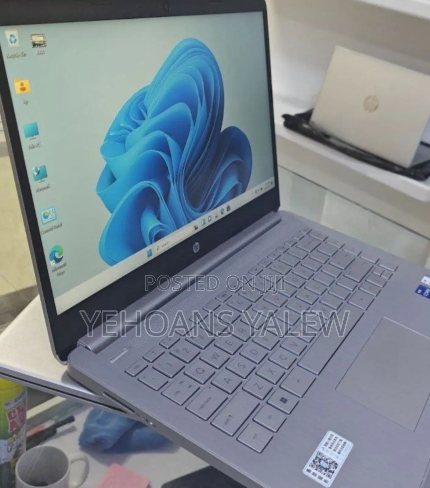 New Laptop HP Stream Notebook 8GB Intel Core I7 SSD 1T