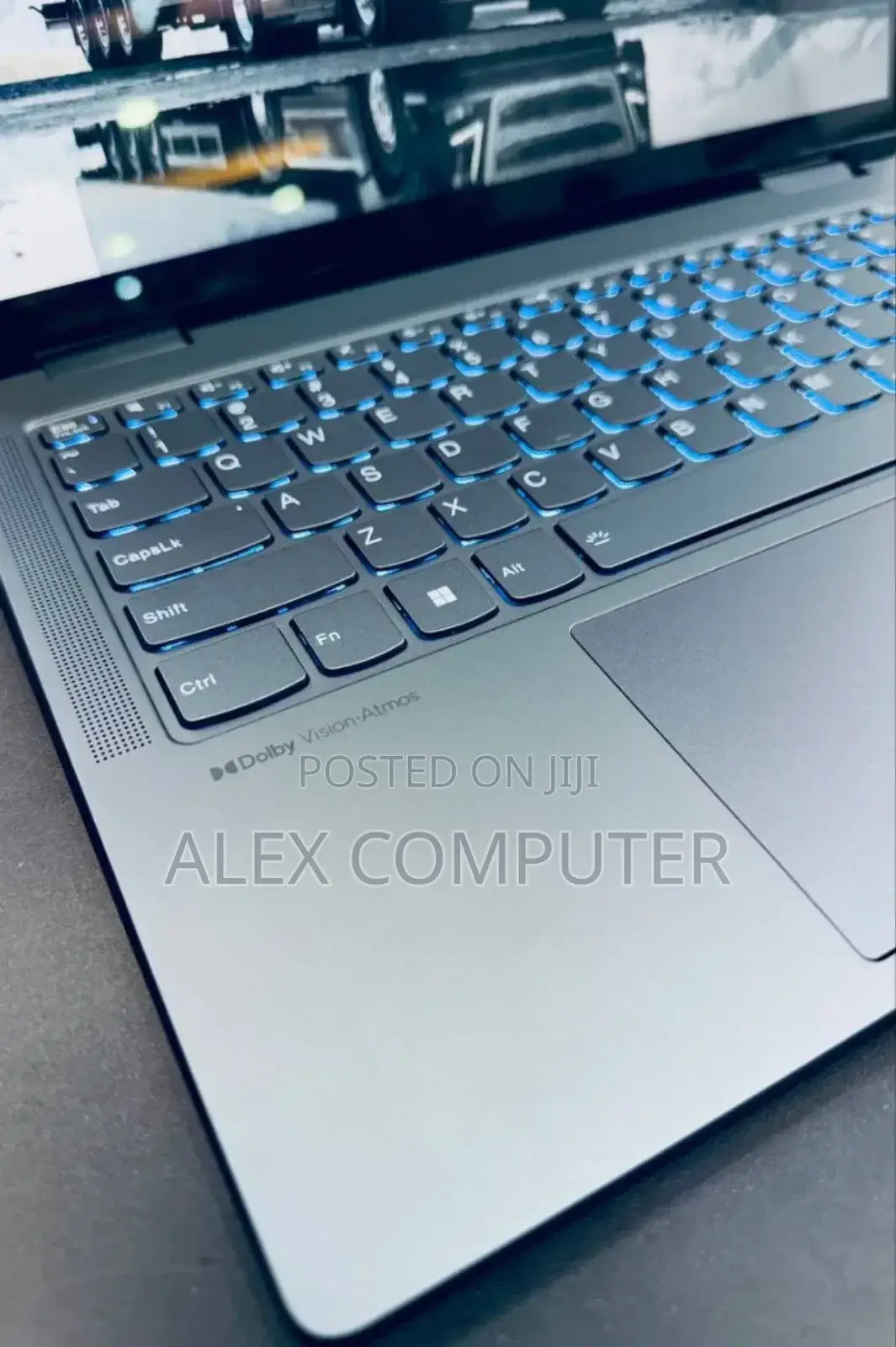 New Laptop Lenovo Yoga 7i 16GB Intel Core I7 SSD 512GB